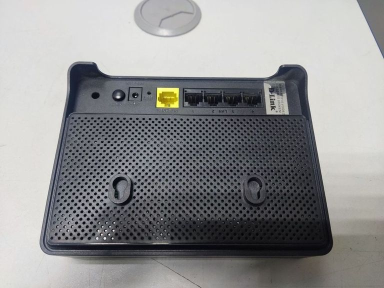 Дешево D-Link DIR-300 з ломбарду