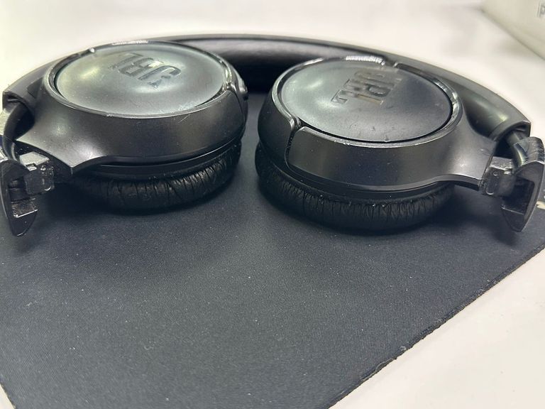 Оголошення Jbl tune 520bt Б/У