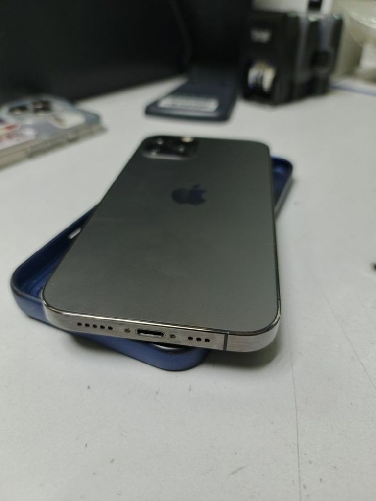 Купити Apple iphone 12 pro 256gb Б/У