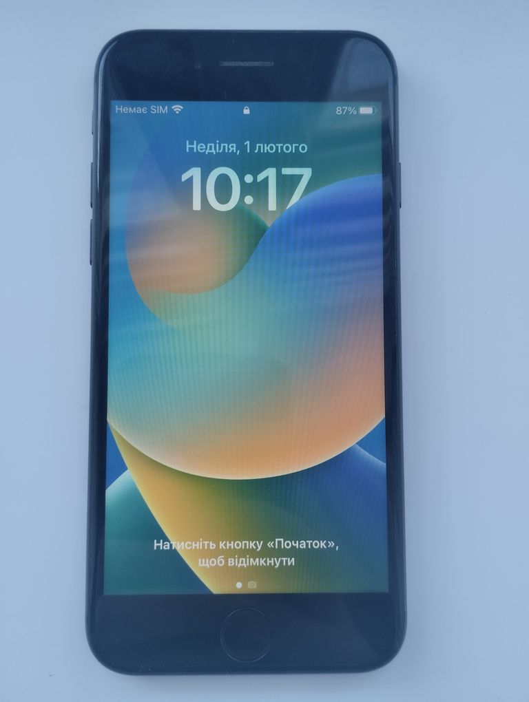 Купити iPhone 8 64 Гб  Б/У
