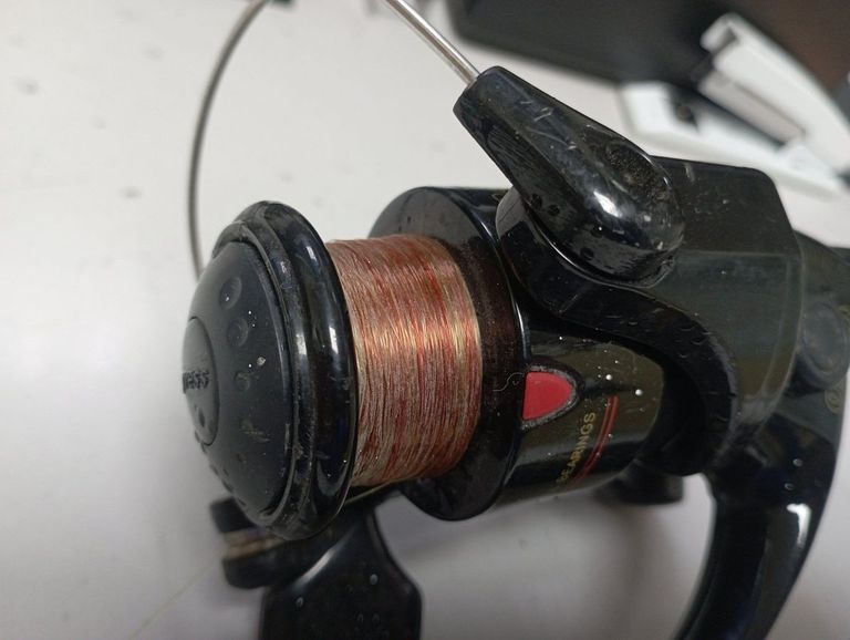 Дешево Cobra CB Reel / CB240-M / 2bb з ломбарду