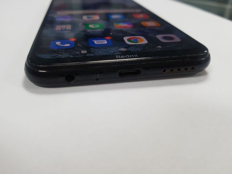 Дешиво Xiaomi Redmi Note 8 4/64GB Black с ломбарда