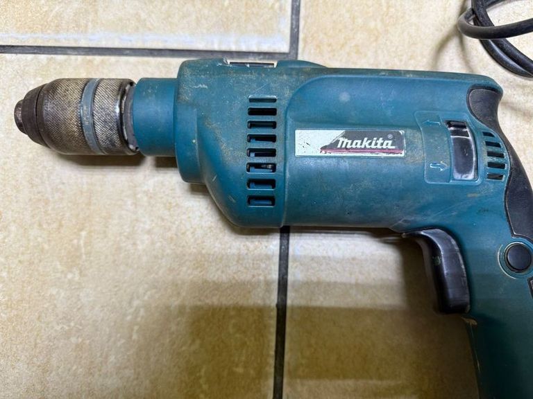 Купить Makita hp1621 Б/У