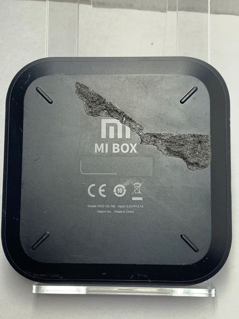 Дешево Xiaomi mi tv box s mdz-22-ab з ломбарду