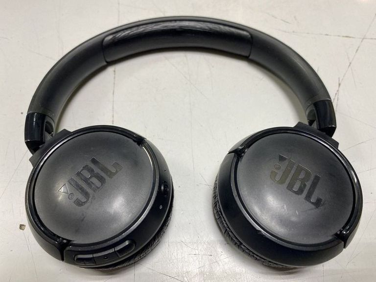 Розпродаж Jbl tune 520bt, продавець Техноскарб