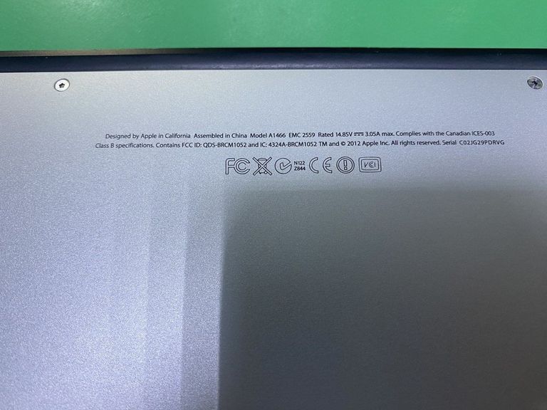 Дешиво Apple a1466 macbook air 13.3" /core i5 1,8ghz/ ram4gb/ ssd500gb/ intel hd4000 с ломбарда