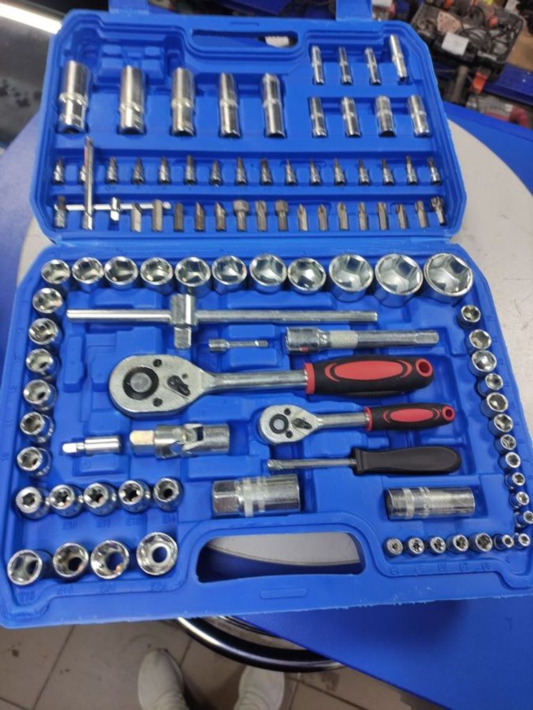 Купити New Tools 108 pcs Б/У