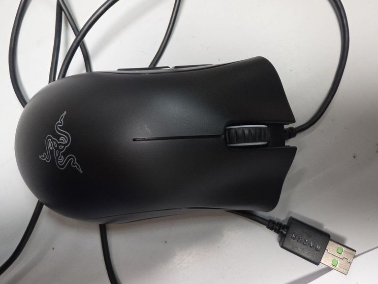 Дешево Razer deathadder essential з ломбарду