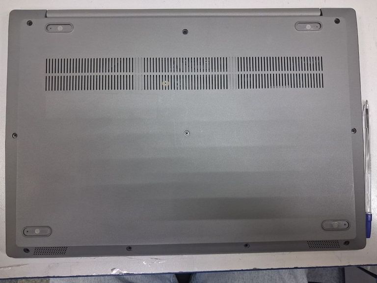 Дешиво Lenovo 15/celeron n4020 ddr4/4gb ddr4/hdd *відсутній/ssd 120 gb/*інтегрована с ломбарда