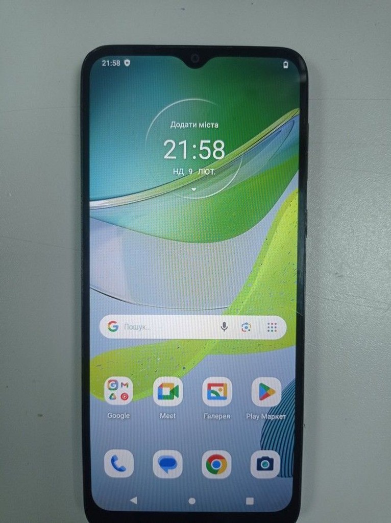 Купить Motorola moto e13 2/64gb Б/У