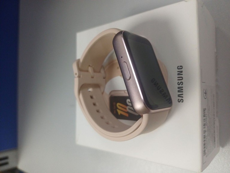 Распродажа Samsung galaxy fit3, продавец Техноскарб