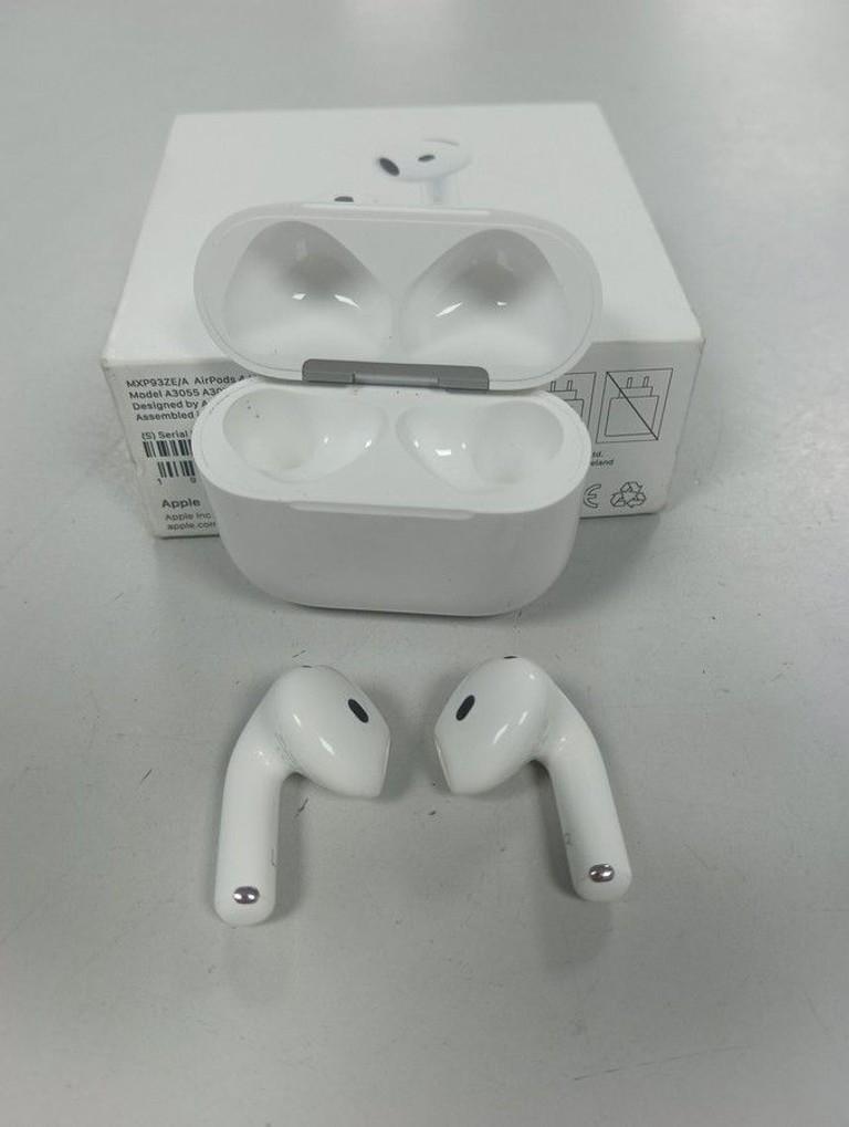Оголошення Apple airpods 4 with active noise cancellation Б/У