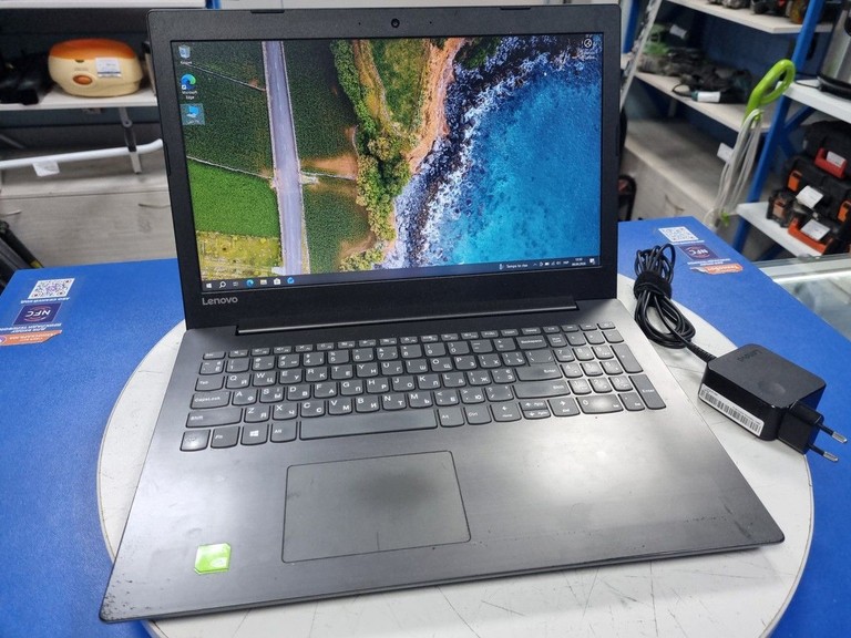 Купити Lenovo 15/core i3 6006u ddr3/8gb ddr3/hdd *відсутній/ssd 256 gb/geforce 920mx 2gb Б/У