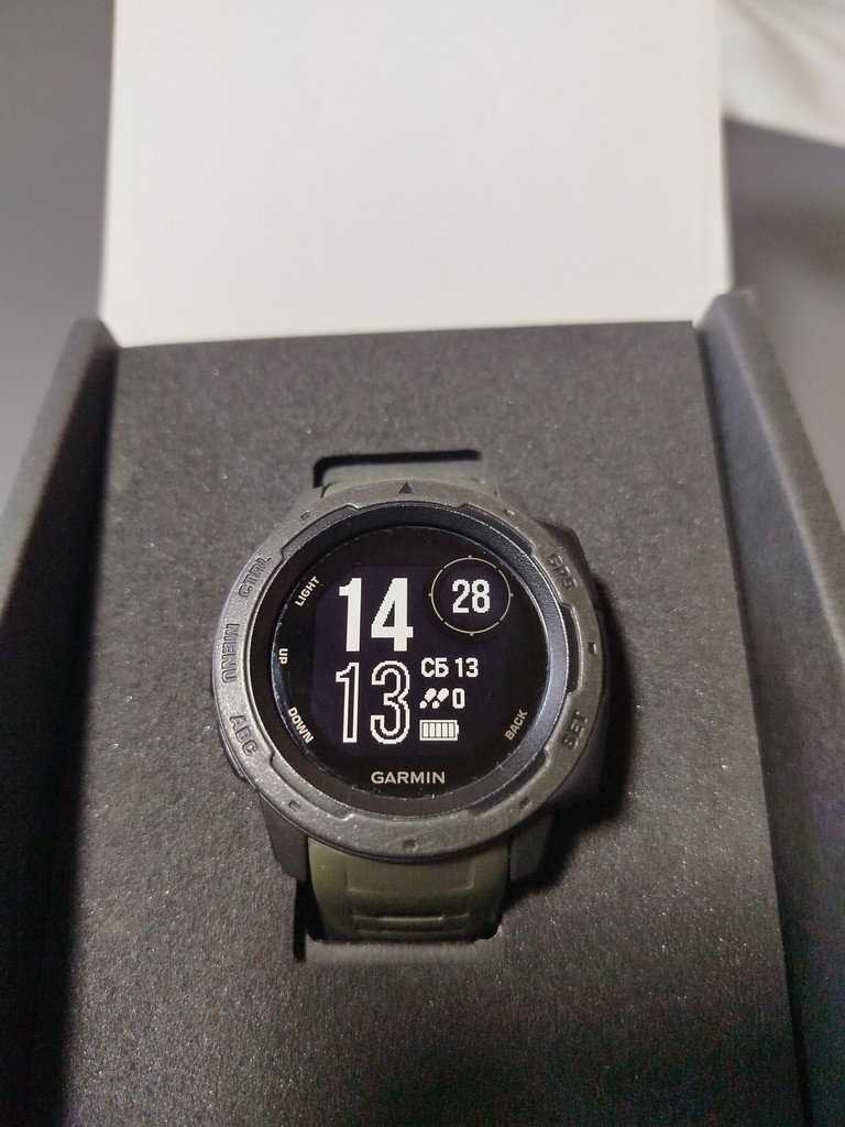 Купити Garmin instinct Б/У