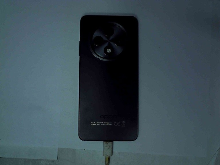 Купити Oppo reno 12f 8/256gb cph2687 Б/У