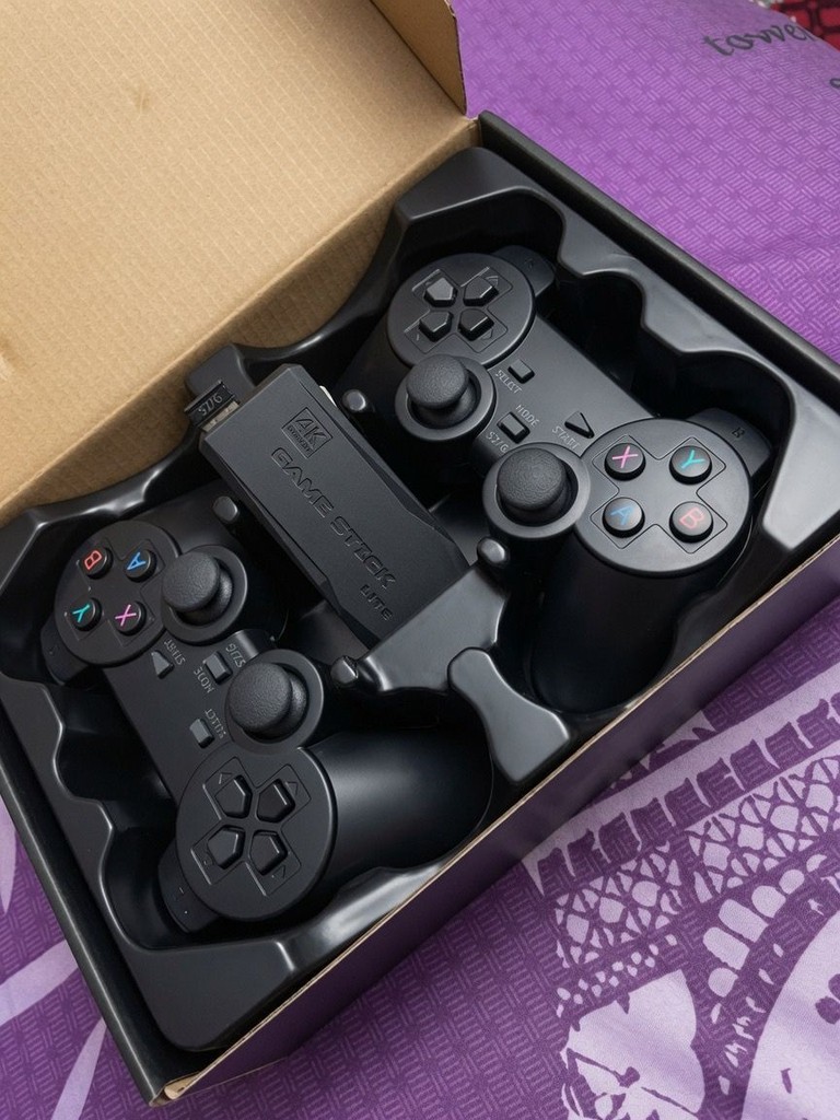 Оголошення Game Stick Lite Б/У