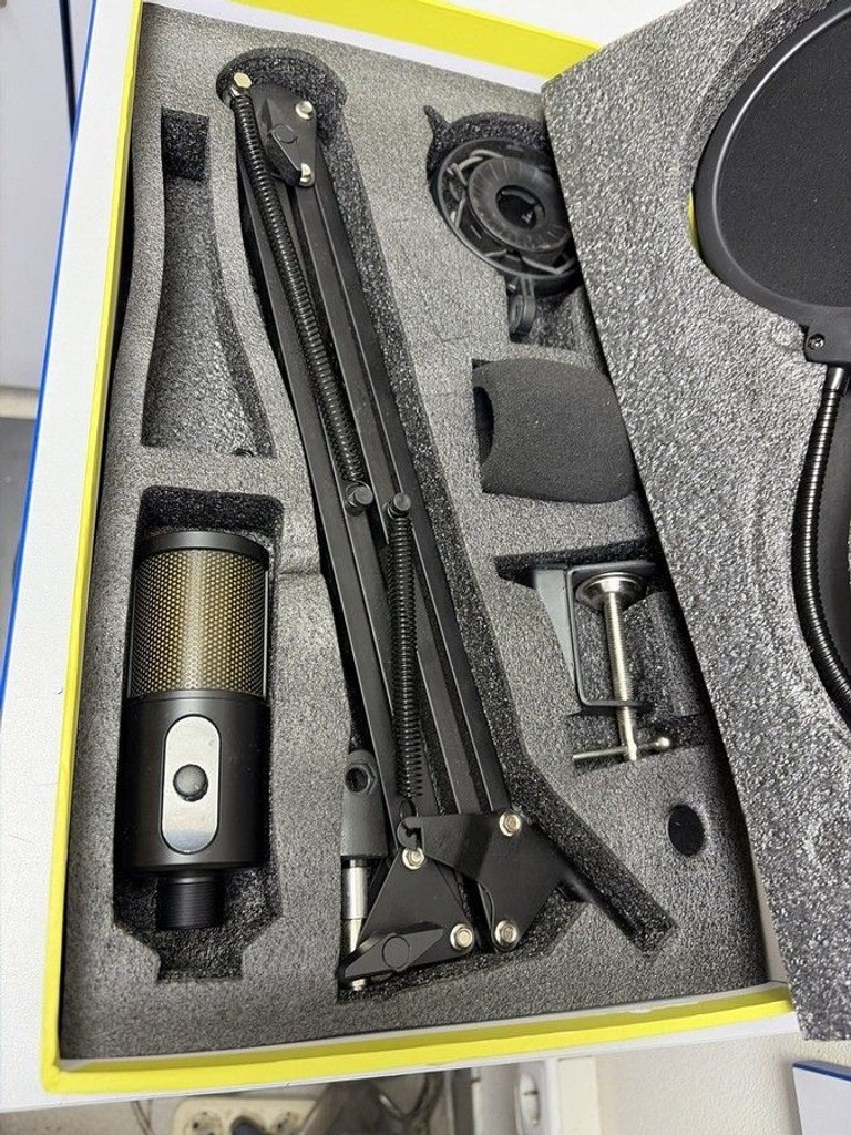 Оголошення Hator signify rgb pro Б/У