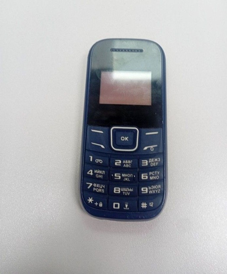 Оголошення Nomi i2820 Black Б/У
