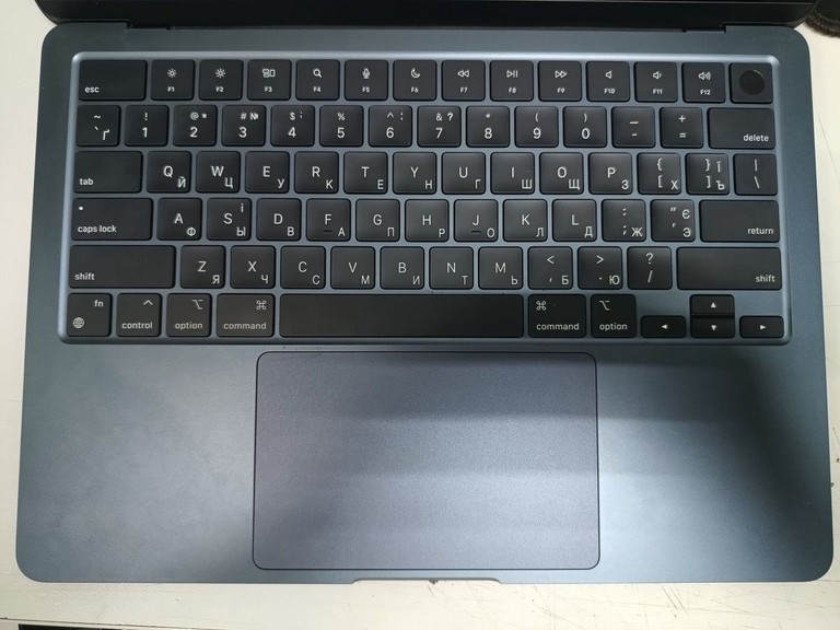 Apple macbook air 13,6" m2 2022 Код:01-201021260. Зображення 5