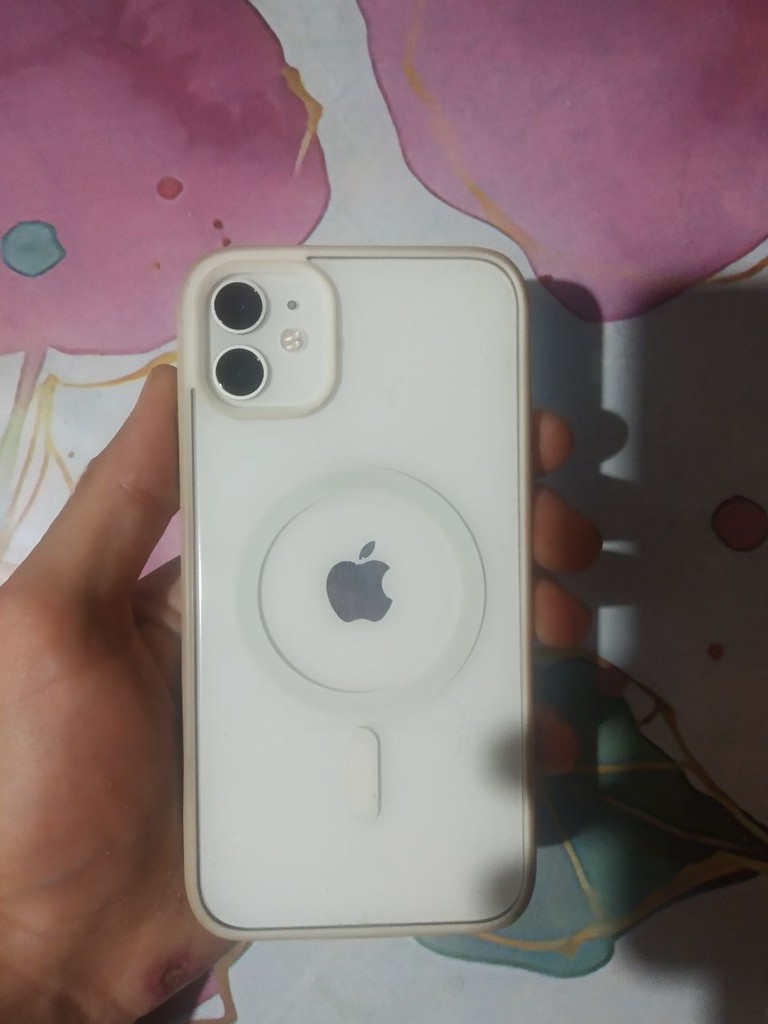 Apple iPhone 11 64GB White Slim Box (MHDC3) Код:null. Зображення 4