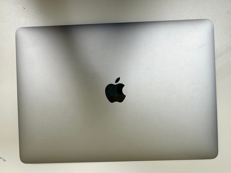 Apple a1708 /macbook pro 13,3" core i5 2,3ghz/ram8gb/ssd 256gb/intel iris plus graphics 640 Код:01-201033614. Зображення 9