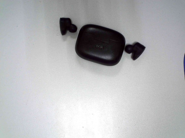 Дешиво Jbl tune 130nc с ломбарда