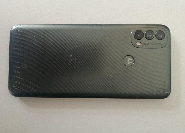 Оголошення Motorola moto e40 4/64gb Б/У