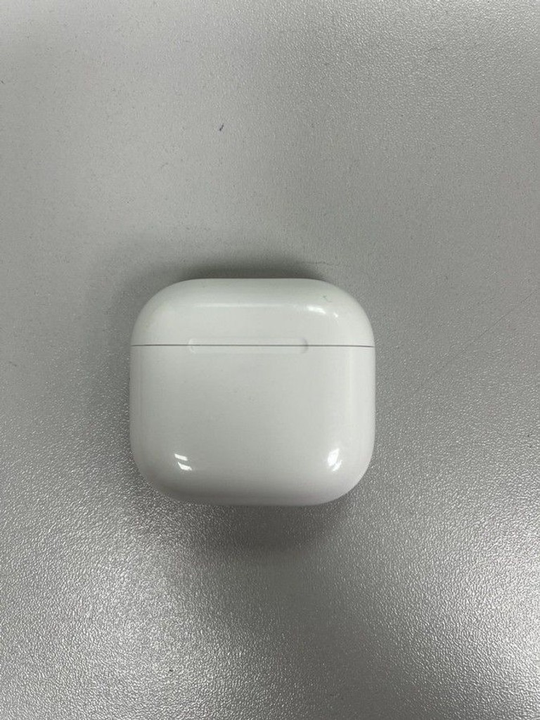 Купить Apple airpods 4 Б/У