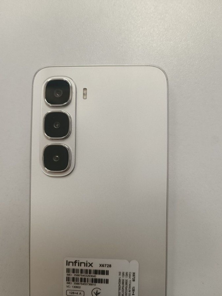 Infinix hot 60i 4/128gb Код:01-201086605. Изображение 6