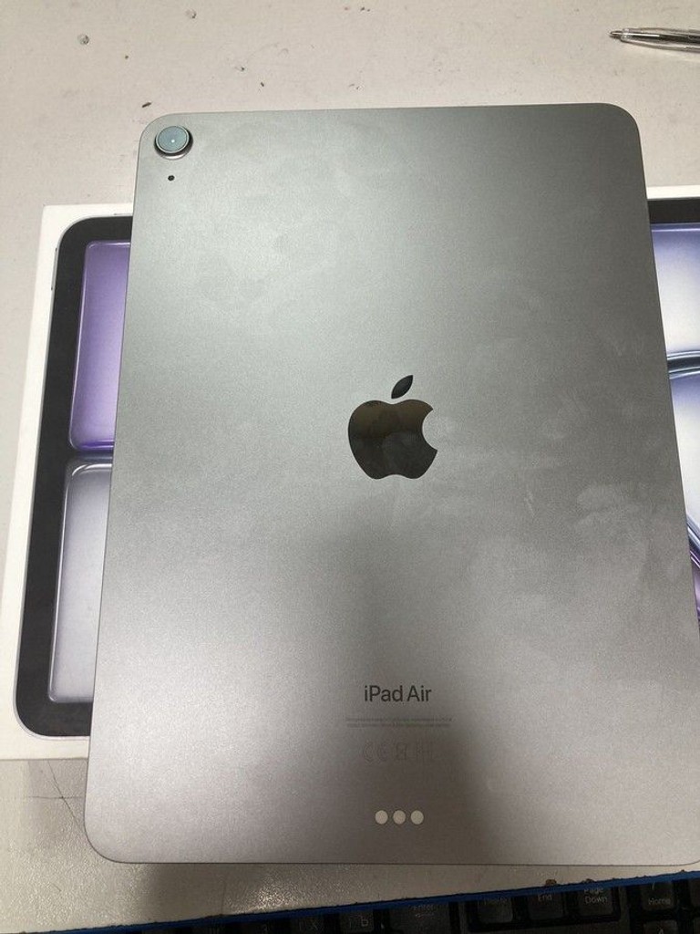 Дешево Apple ipad air 11 2024 wi-fi 128gb з ломбарду