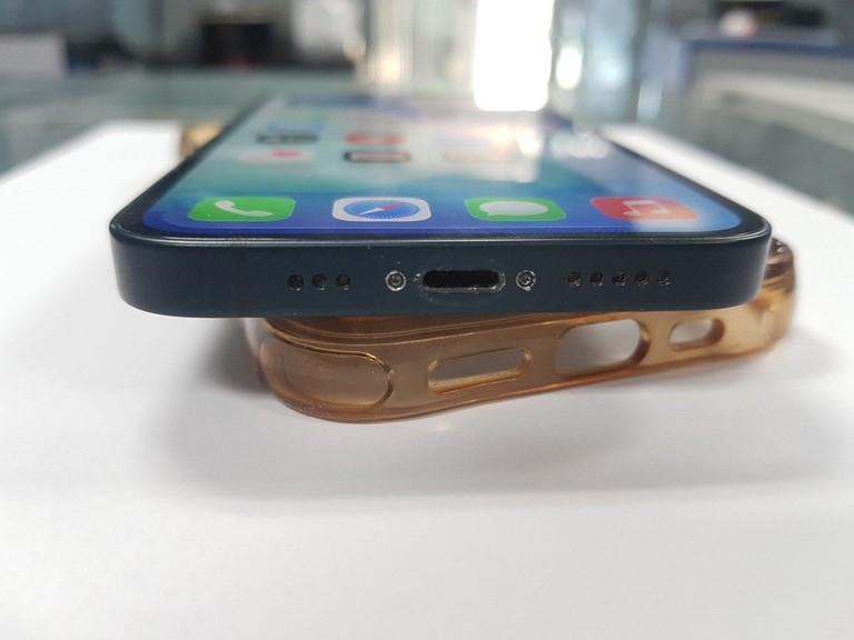 Дешиво Apple iphone 14 128gb с ломбарда