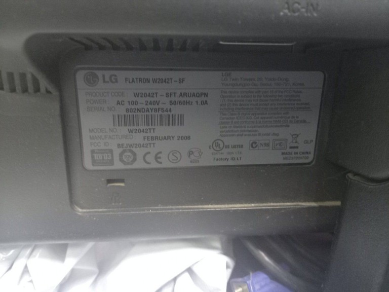 Купить Lg w2042t Б/У