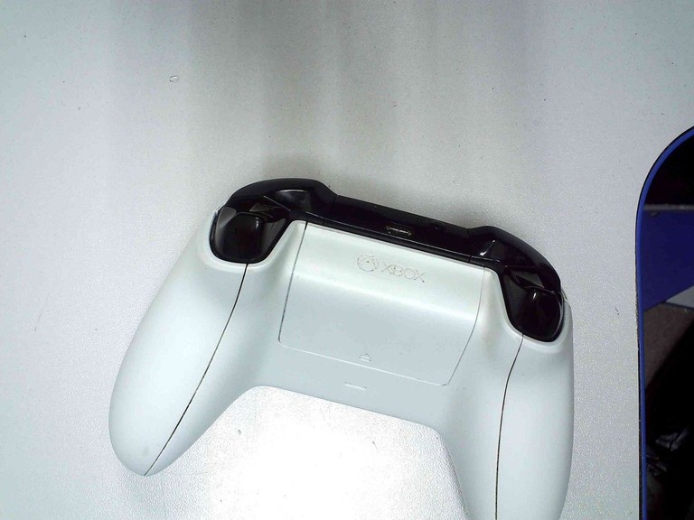 Объявление Microsoft xbox wireless controller 1708 Б/У