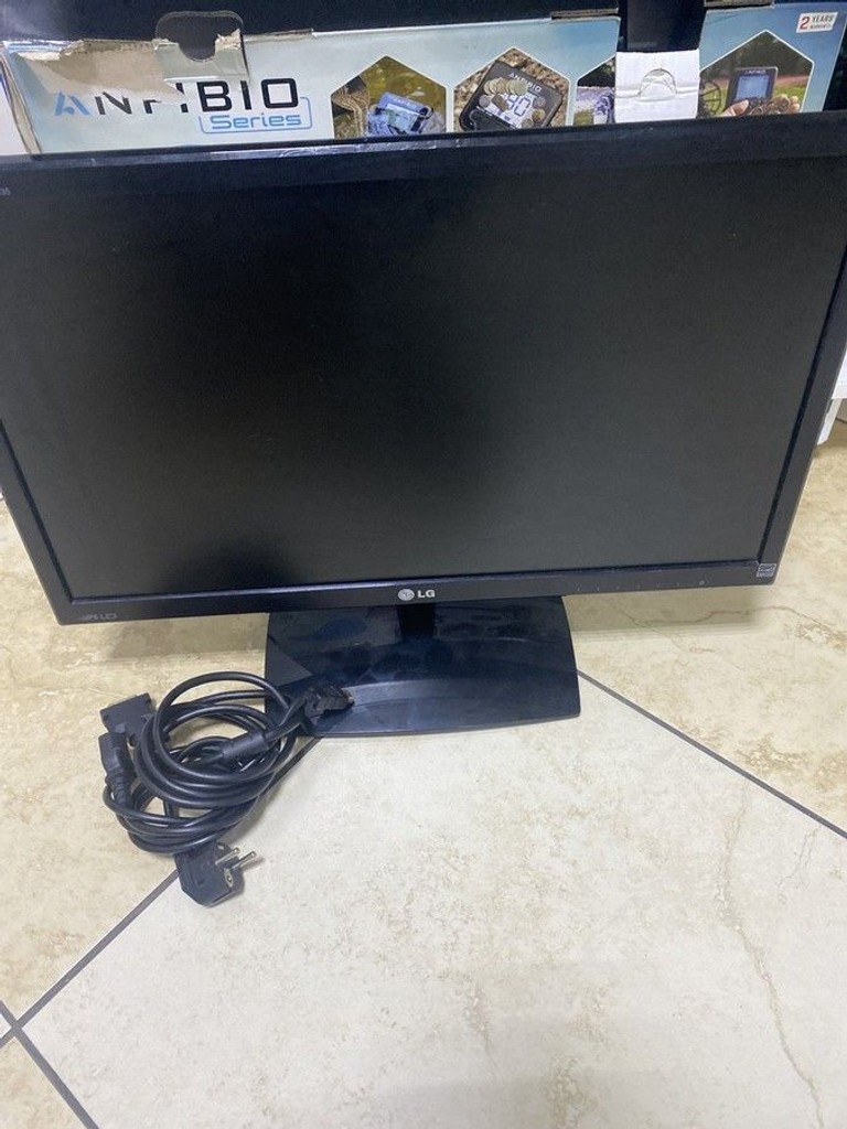 Купити Lg ips235t-bn Б/У