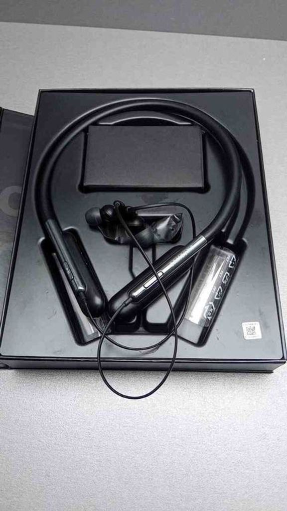 Купити Samsung level u flex eo-bg950 Б/У