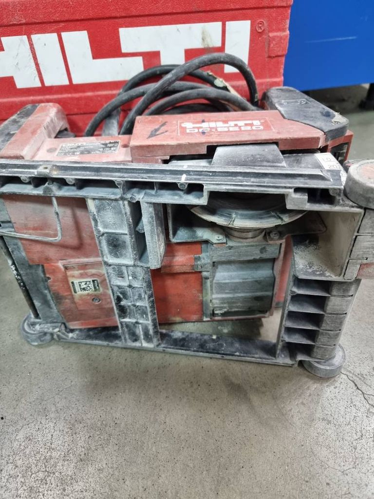 Hilti dc se 20