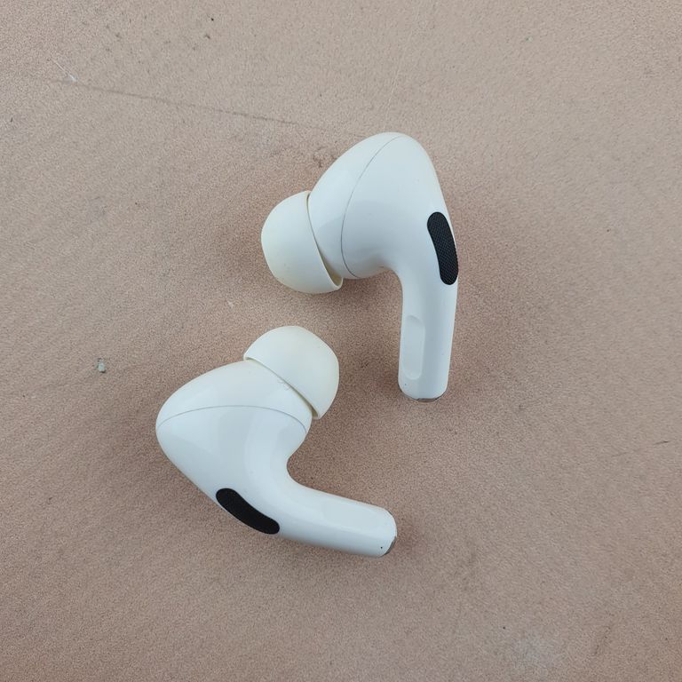 Дешиво Apple AirPods Pro (MWP22) с ломбарда