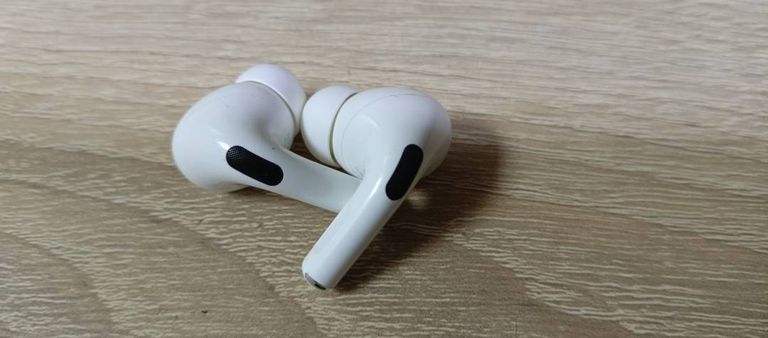 Apple AirPods Pro (MWP22)