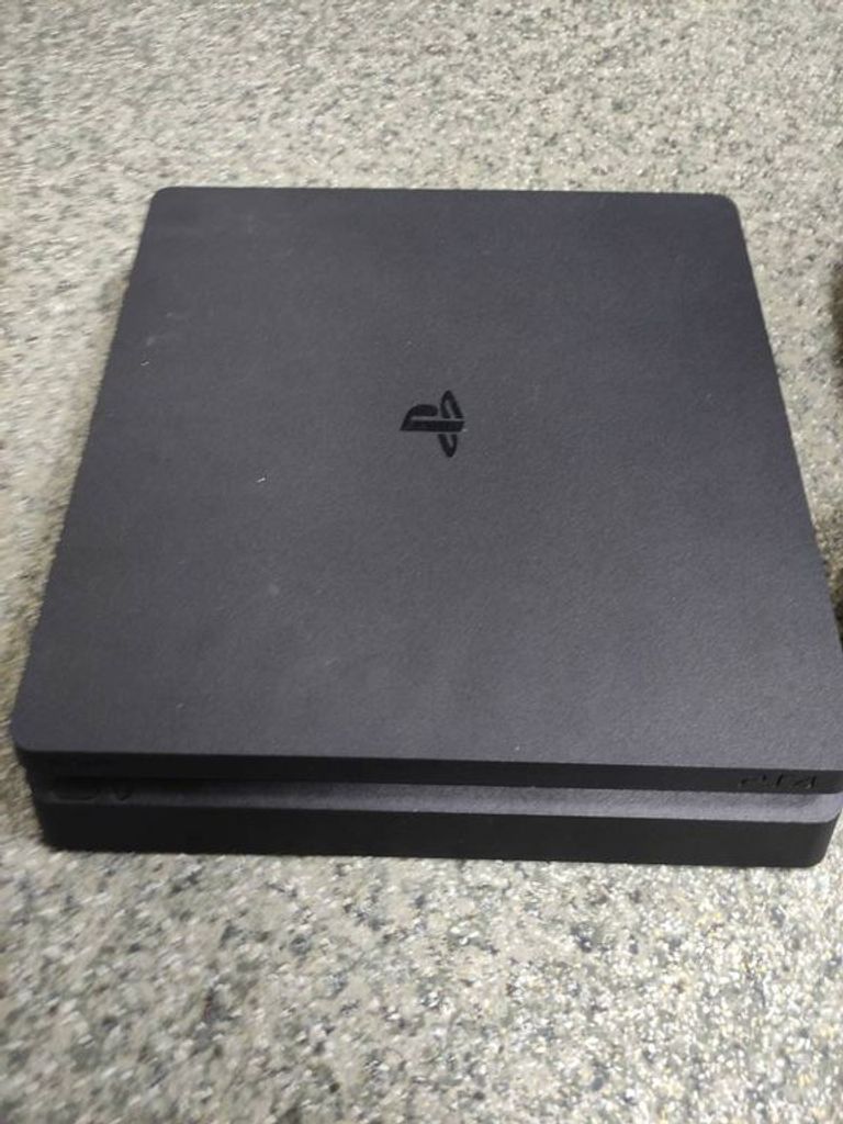 Оголошення  Sony PlayStation 4 Slim 1TB Black Б/У