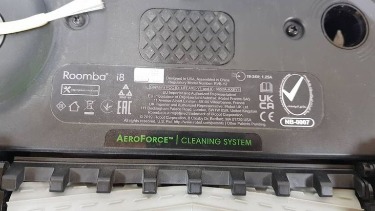 Дешево Roomba i8+ plus з ломбарду