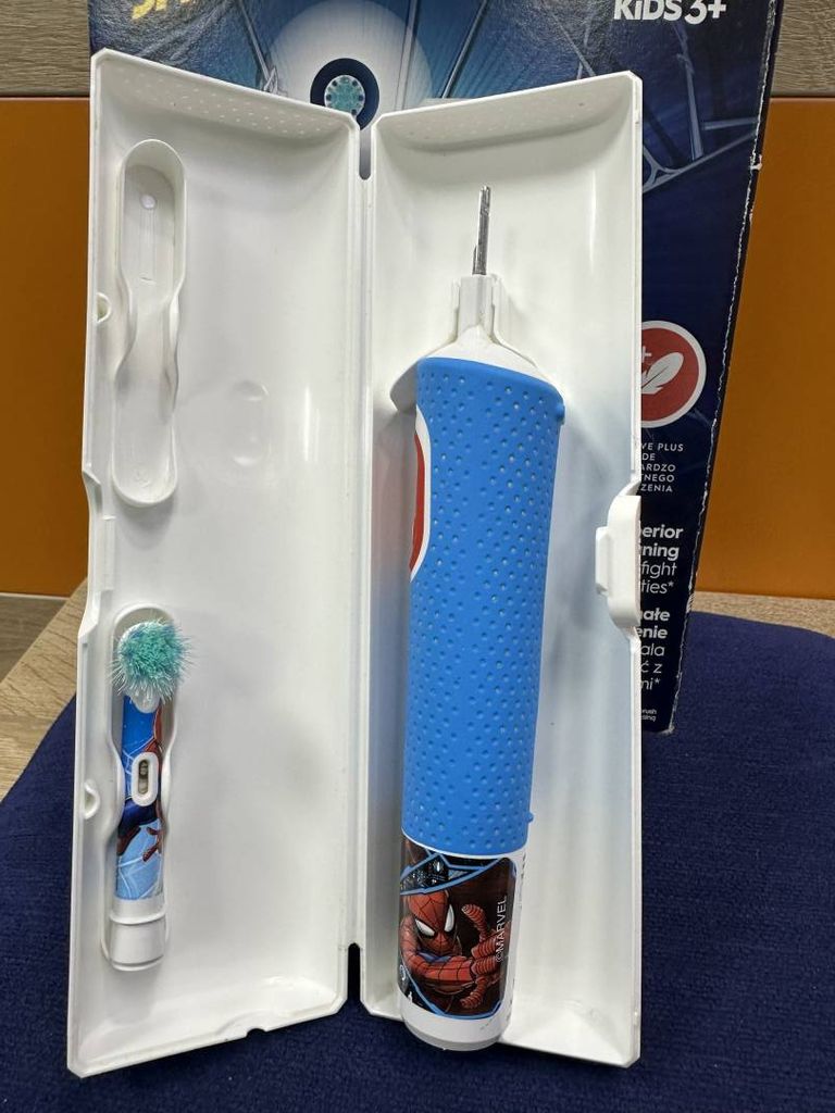 Купити Oral-b Pro Series 1 D305.513.3 + Pro Kids D103.413.2K Frozen (Family Edition) Б/У