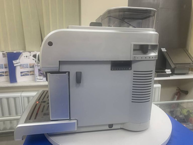 Оголошення Saeco royal one touch cappuccino Б/У