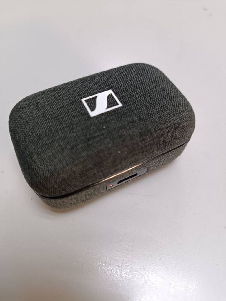 Дешиво Sennheiser momentum true wireless 3 с ломбарда