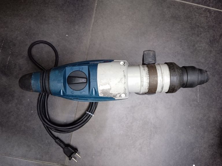 Дешево Bosch GBH 4-32 DFR (0611332100) з ломбарду