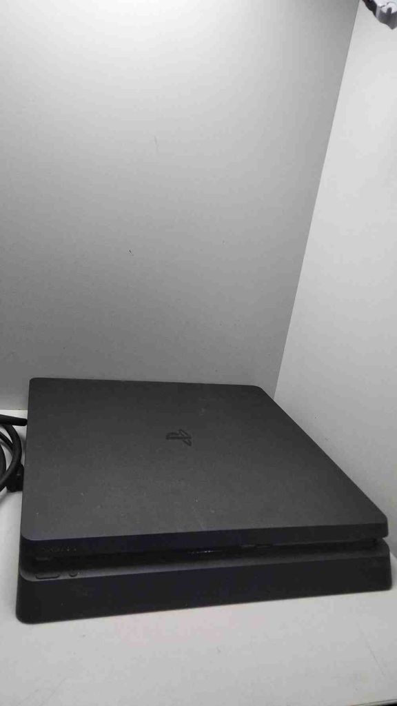 Дешево Sony ps 4 slim cuh-2208b 1tb з ломбарду