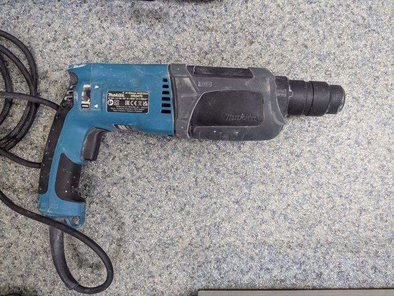 Makita HR2470 Код:01-200547828. Изображение 8