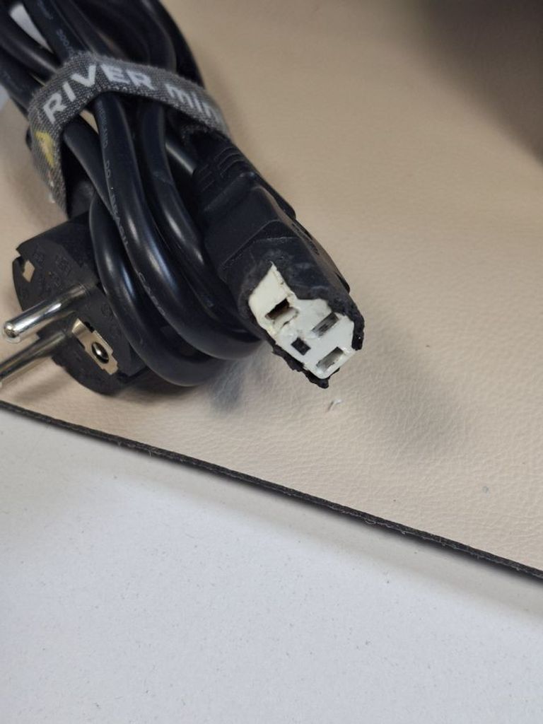 Ecoflow river mini wireless Код:01-200571387. Зображення 5