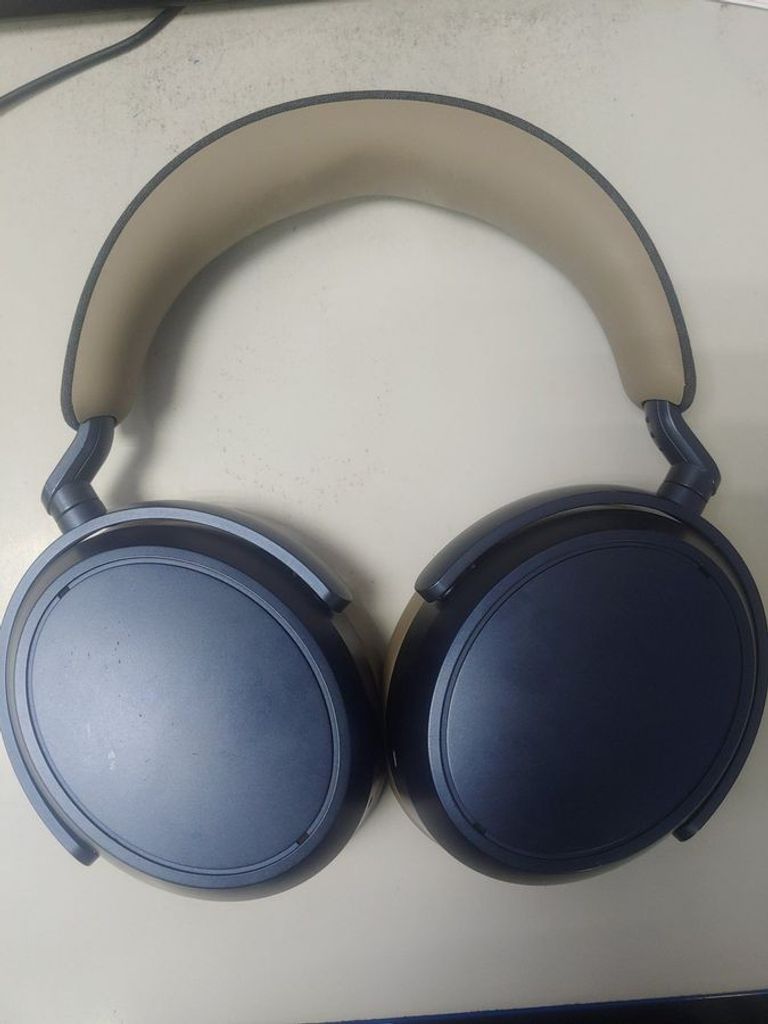 Оголошення Sennheiser momentum 4 wireless Б/У