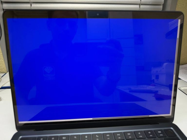 Apple macbook air 13,6" m2 2022 Код:01-200589590. Изображение 20