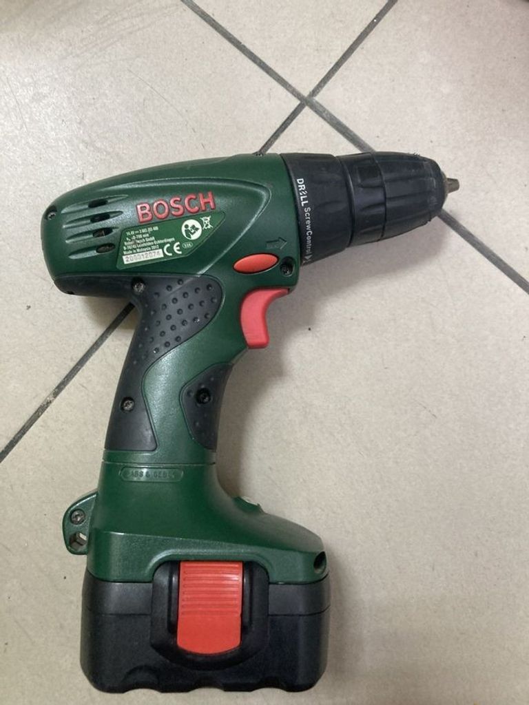 Оголошення Bosch psr 14,4 2акб зп Б/У